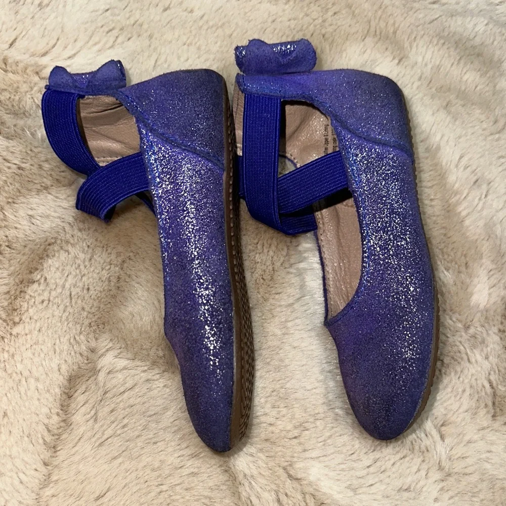 Monkey Feet charming purple